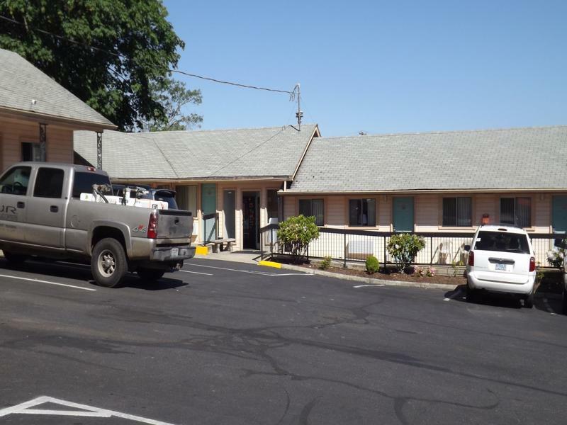 Howard Johnson By Wyndham Роузбърг Екстериор снимка