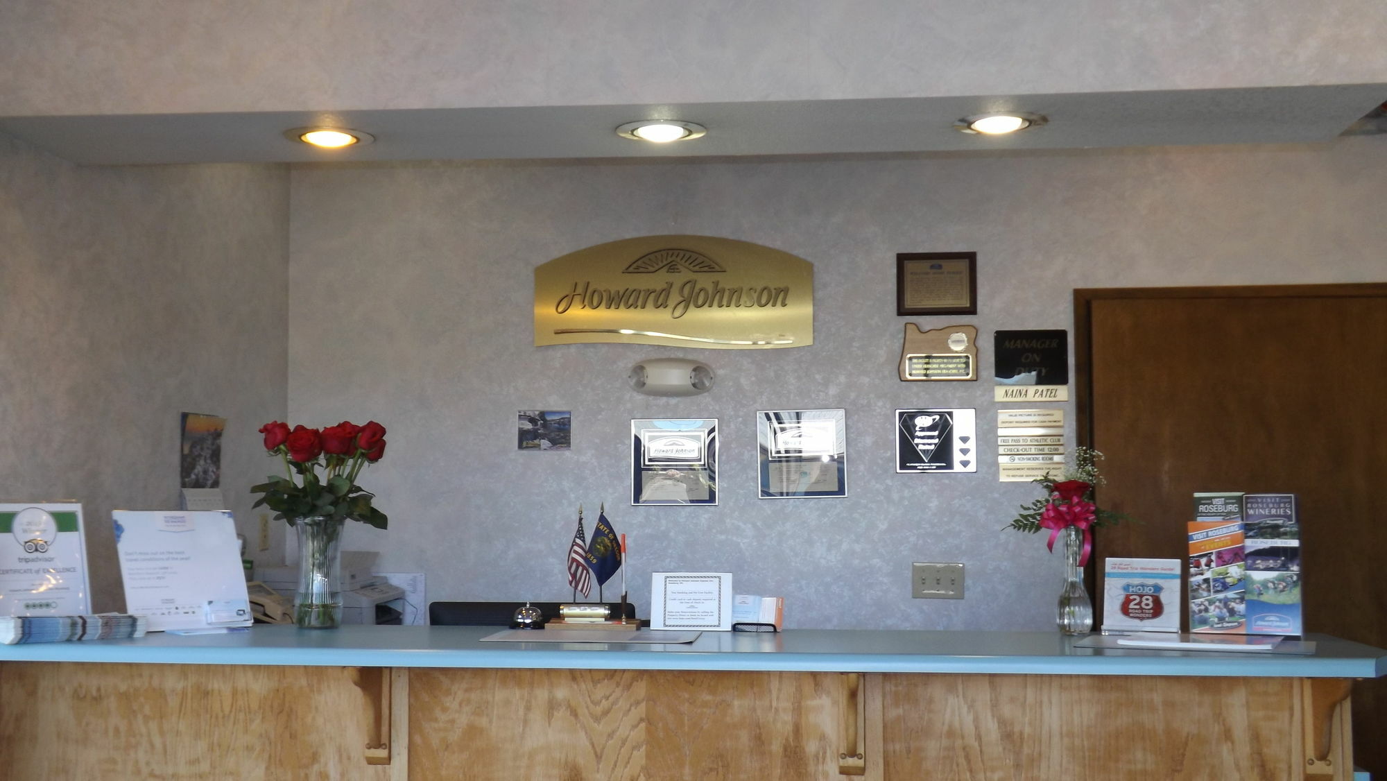 Howard Johnson By Wyndham Роузбърг Екстериор снимка